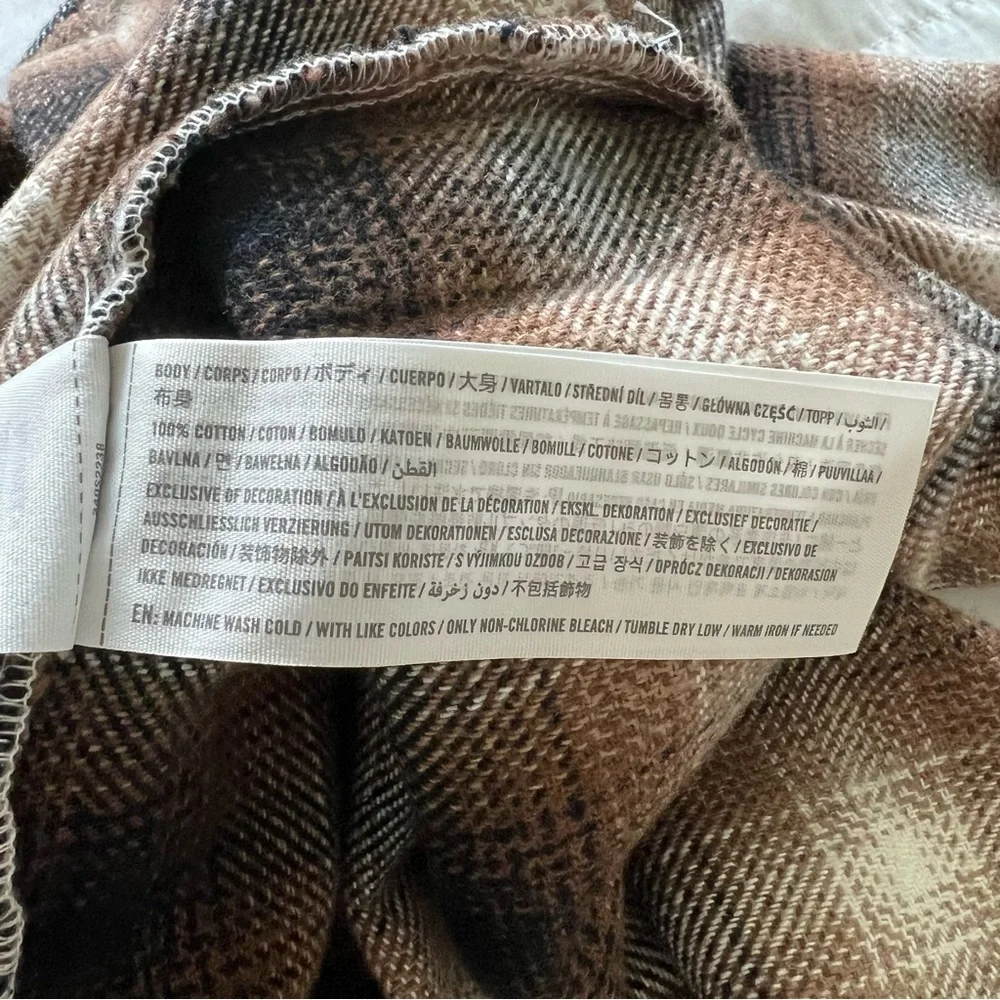 NWT Hollister Plaid Shacket - Picture 8 of 8